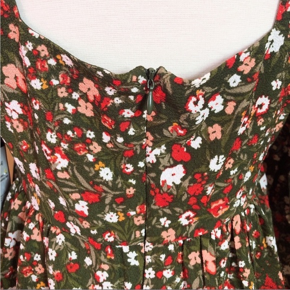 BCBG Disty Floral Dress - Picture 7 of 8